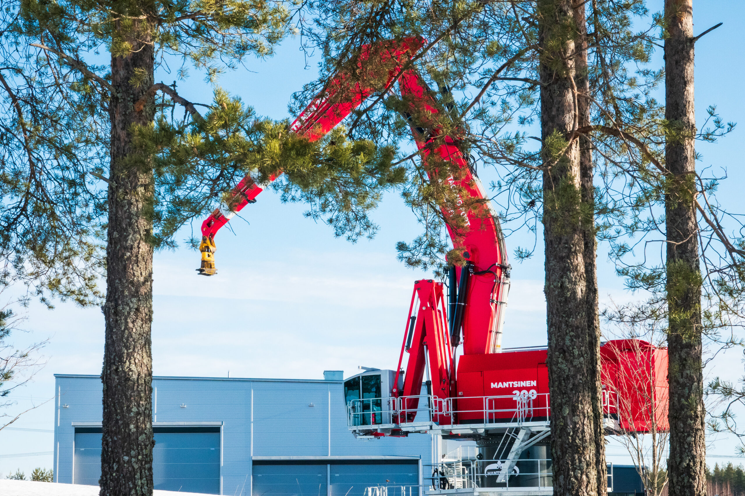 Tekno­lo­gia­teol­li­suuden nousu antaa odottaa 
